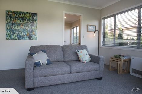 Photo of property in 79 Basley Road, Owhata, Rotorua, 3010