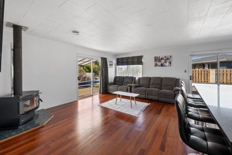 Photo of property in 30 Sutton Avenue, Clive, 4102