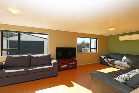 Photo of property in 212 Waitaki Drive West, Otematata, 9412