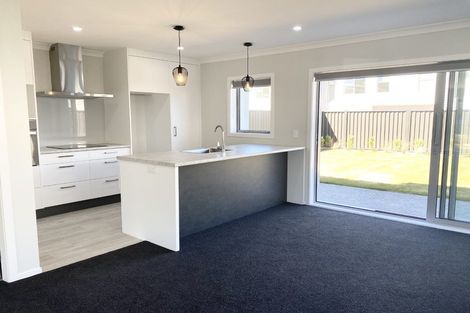 Photo of property in 11 Torea Place, Kenepuru, Porirua, 5022