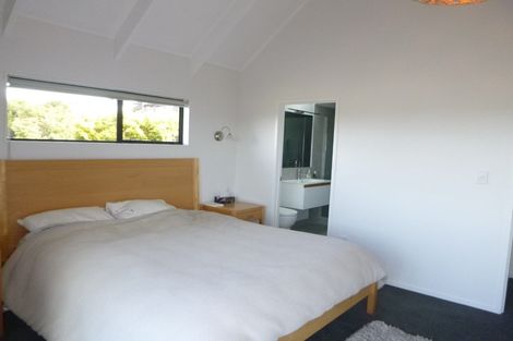 Photo of property in 31 Waimana Avenue, Northcote Point, Auckland, 0627
