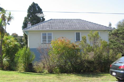 Photo of property in 11 Westbourne Road, Murrays Bay, Auckland, 0630