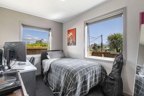 Photo of property in 2 Horne Street, Hurdon, New Plymouth, 4310