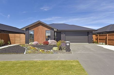 Photo of property in 11 Helen Place, Halswell, Christchurch, 8025