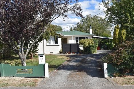Photo of property in 75 Victoria Street, Carterton, 5713