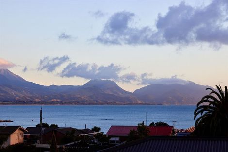 Photo of property in 178 Torquay Street, Kaikoura, 7300