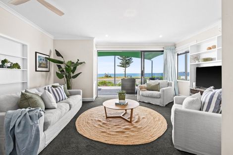 Photo of property in 77 The Esplanade, Westshore, Napier, 4110