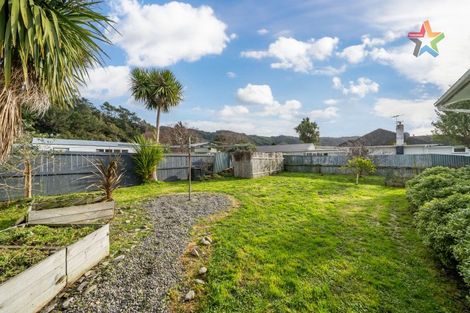 Photo of property in 3 Totara Street, Wainuiomata, Lower Hutt, 5014