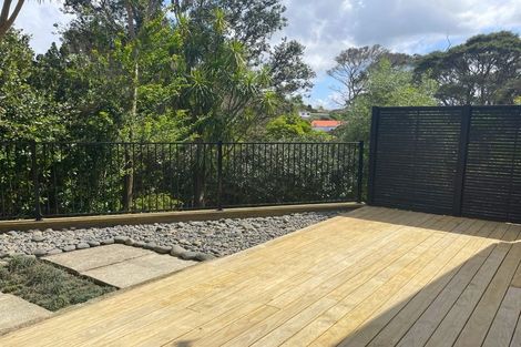 Photo of property in 20 Rhinevale Close, Henderson, Auckland, 0612