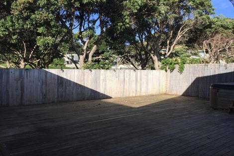 Photo of property in 19a Mantell Street, Seatoun, Wellington, 6022