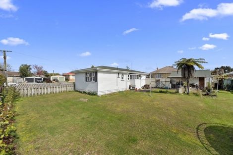 Photo of property in 16 Verel Street, Fairfield, Hamilton, 3214