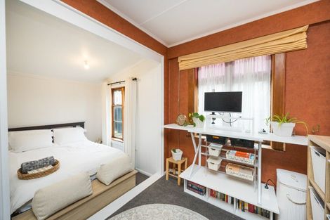 Photo of property in 148 Featherston Street, Palmerston North, 4410
