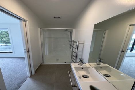 Photo of property in 5/12 Tawa Road, Te Atatu Peninsula, Auckland, 0610