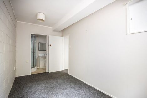 Photo of property in 121 Poplar Grove, Whalers Gate, New Plymouth, 4310