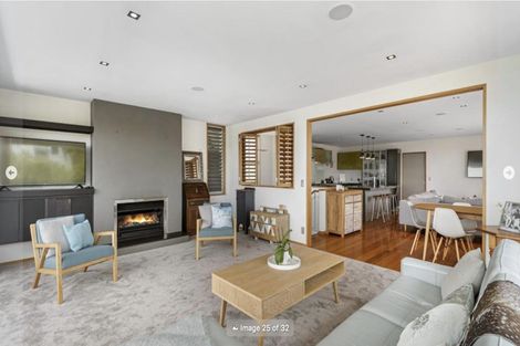 Photo of property in 2/55 Parr Terrace, Castor Bay, Auckland, 0620