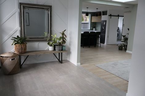 Photo of property in 12 Kukupa Grove, Heretaunga, Upper Hutt, 5018