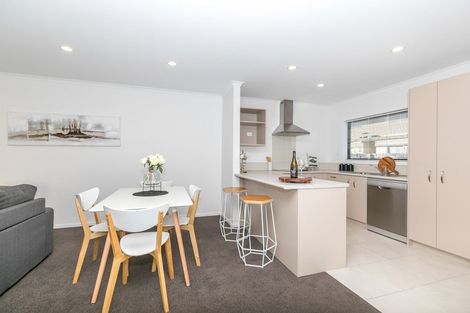 Photo of property in 2/3 Manning Street, Hamilton Central, Hamilton, 3204