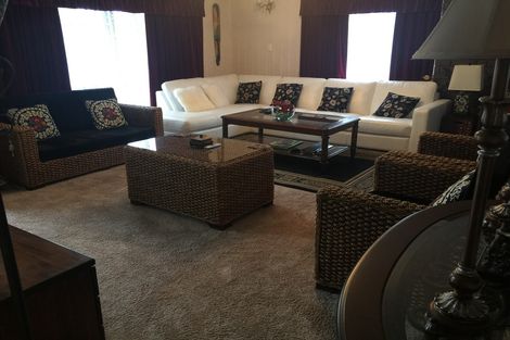 Photo of property in 1/47 Edmonton Road, Henderson, Auckland, 0612