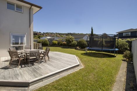 Photo of property in 40 Resolution Drive, Whitby, Porirua, 5024