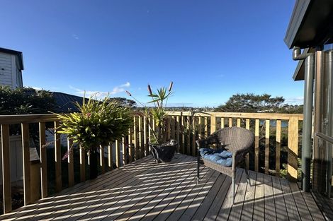 Photo of property in 4/141 Colwill Road, Massey, Auckland, 0614