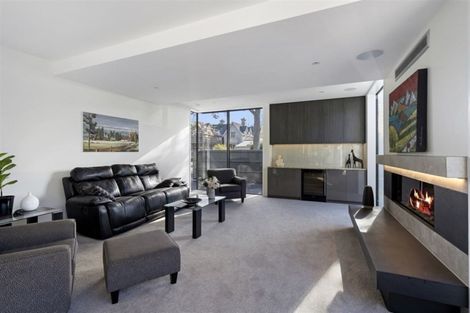 Photo of property in 1a Wood Lane, Fendalton, Christchurch, 8014