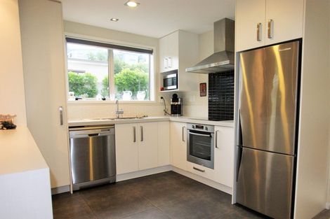 Photo of property in 25 Raptor Way, Welcome Bay, Tauranga, 3175