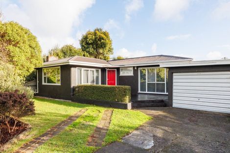 Photo of property in 23 Featherston Street, Takaro, Palmerston North, 4412