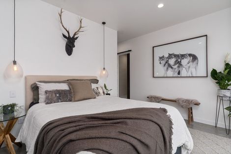 Photo of property in 16 Oates Place, Greytown, 5712