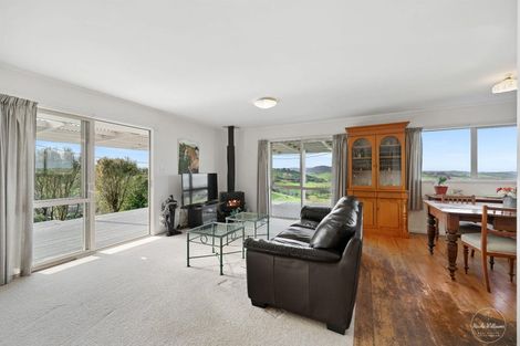 Photo of property in 24 Totara Rise, Maungaturoto, 0588
