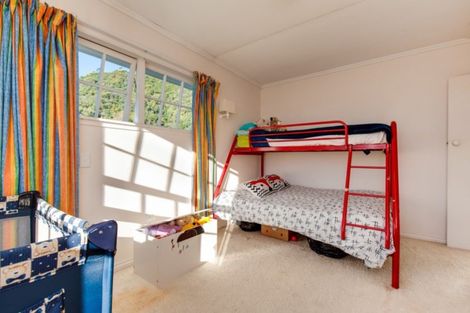 Photo of property in 42a Devon Street, Picton, 7220