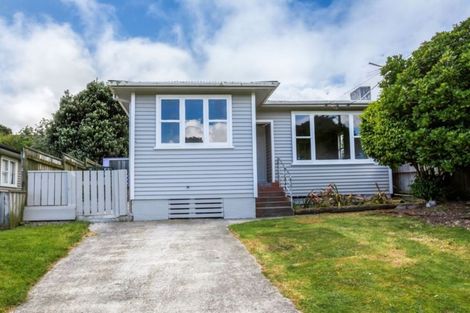 Photo of property in 23 Levant Street, Cannons Creek, Porirua, 5024