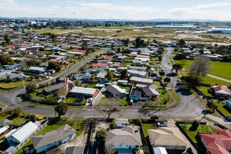 Photo of property in 60 Southsea Crescent, Silverdale, Hamilton, 3216