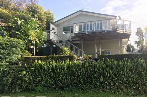 Photo of property in 14 Felstead Street, Birkenhead, Auckland, 0626