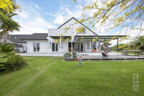 Photo of property in 296 Old North Road, Kumeu, 0892