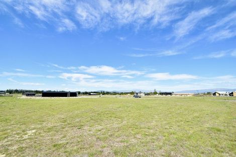 Photo of property in 10 Peak Drive, Twizel, 7901