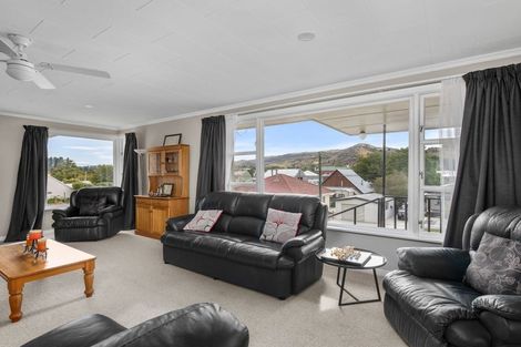Photo of property in 107 Branxholm Street, Roxburgh, 9500