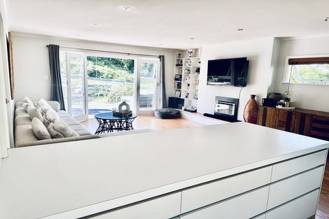 Photo of property in 73 Faraday Street, Hospital Hill, Napier, 4110