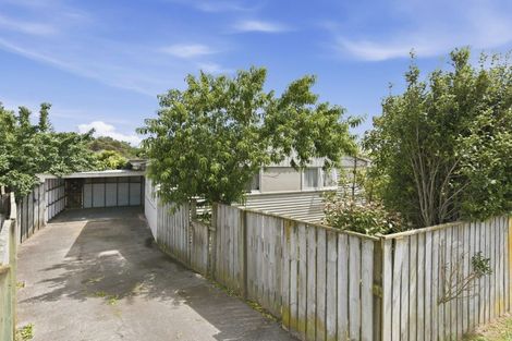 Photo of property in 6 Awatea Street, Levin, 5510