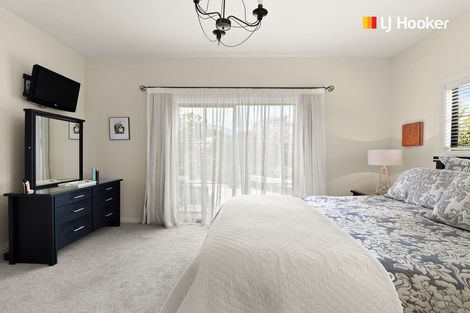 Photo of property in 14 Sunninghurst Drive, Fairfield, Dunedin, 9018