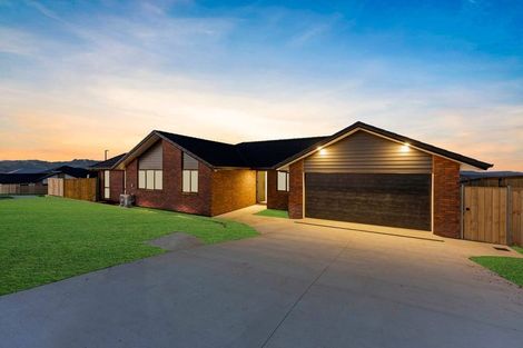 Photo of property in 2 Viv Green Place, Pokeno, 2402