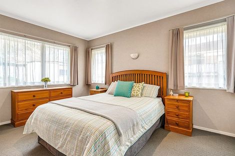 Photo of property in 10 Maurice Borich Place, Henderson, Auckland, 0610