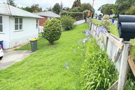Photo of property in 194 Don Buck Road, Massey, Auckland, 0614