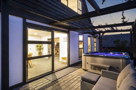 Photo of property in 3 Granville Terrace, Belleknowes, Dunedin, 9011