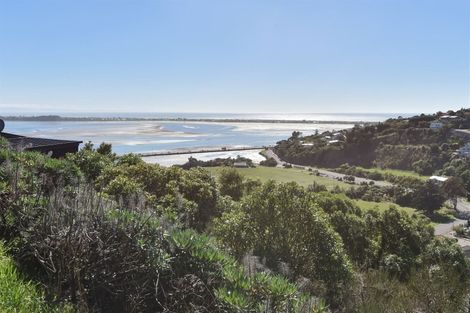 Photo of property in 3 La Costa Lane, Mount Pleasant, Christchurch, 8081