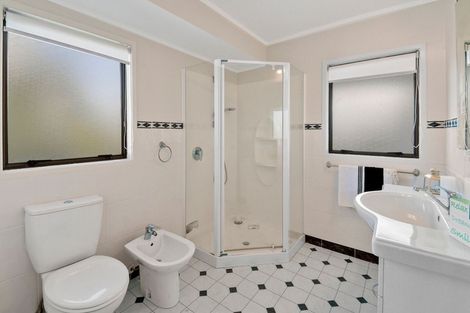 Photo of property in 81 St Annes Crescent, Wattle Downs, Auckland, 2103