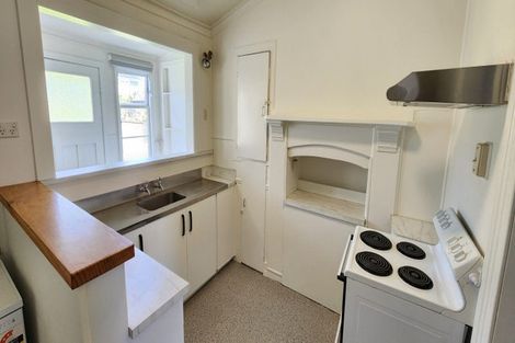 Photo of property in 8 Cutfield Road, New Plymouth, 4310