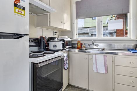 Photo of property in 105 Queens Drive, Saint Kilda, Dunedin, 9012