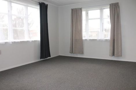 Photo of property in 32 Tweed Street, Roslyn, Palmerston North, 4414