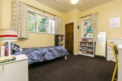 Photo of property in 1/235 Lake Road, Belmont, Auckland, 0622