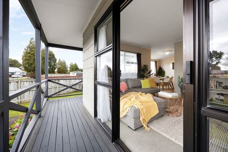 Photo of property in 71a Kahikatea Drive, Melville, Hamilton, 3206